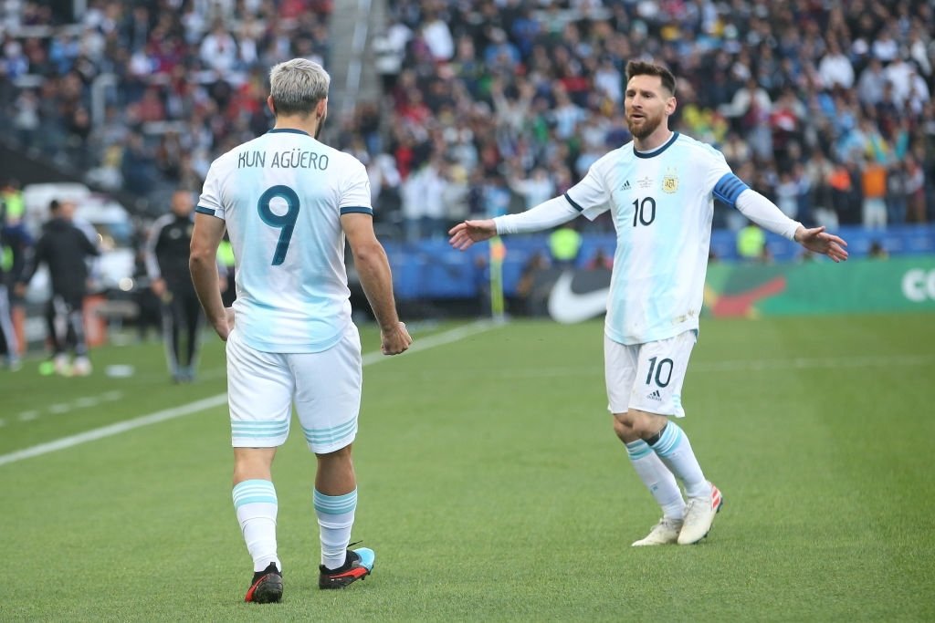 Barcelona faz proposta por Agüero