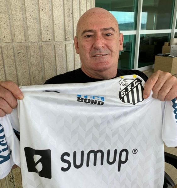 Depois do acerto com a SumUp, Santos está próximo de acertar novo patrocinador