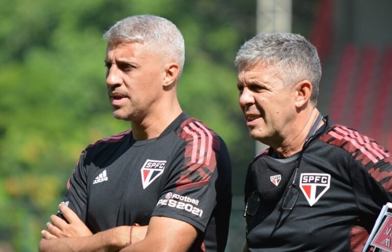 São Paulo encerra preparação para jogo contra o Novorizontino, Crespo testa nova formação