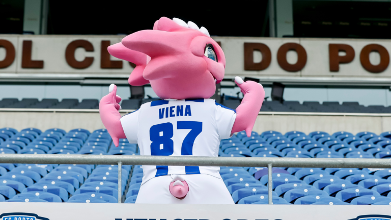 No Dia da Mulher, Porto anuncia mascote feminina