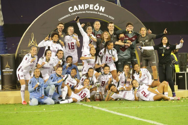 BICAMPEÃ! Ferroviária vence o América de Cali e conquista a Libertadores Feminina