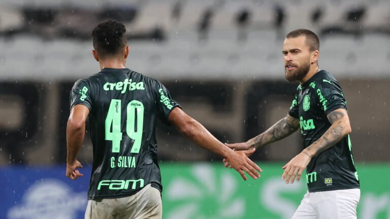 Palmeiras empata em estreia do Paulistão