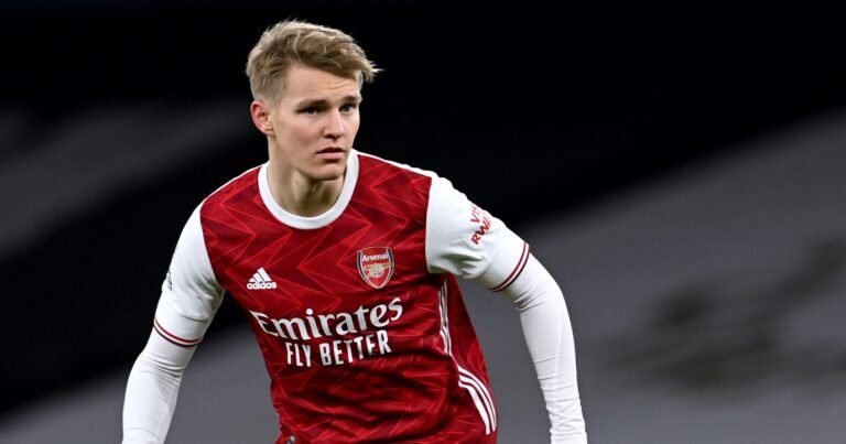 Liverpool e Chelsea entram em disputa por Odegaard