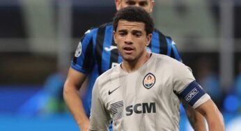 Acertado com o Internacional, Taison recebeu sondagens do Flamengo