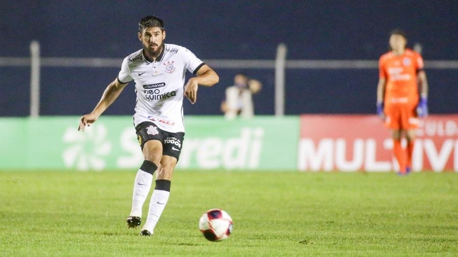 Caso perca Jemerson, Corinthians valoriza a ideia de tornar Bruno Méndez titular