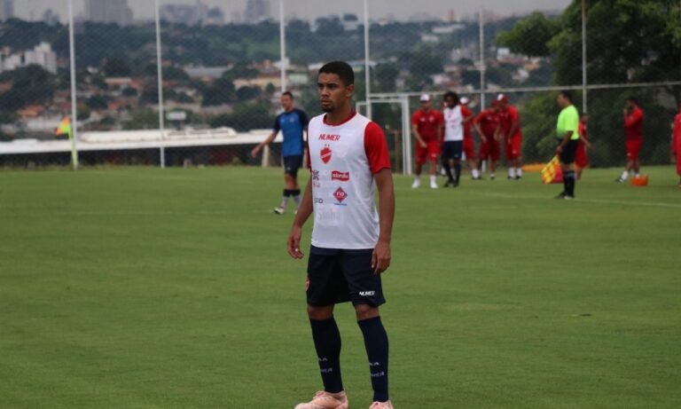 Corinthians acerta contratação de novo atacante