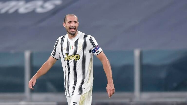 Chiellini sai em defesa de Pirlo na Juventus: ‘Ele não é o problema”