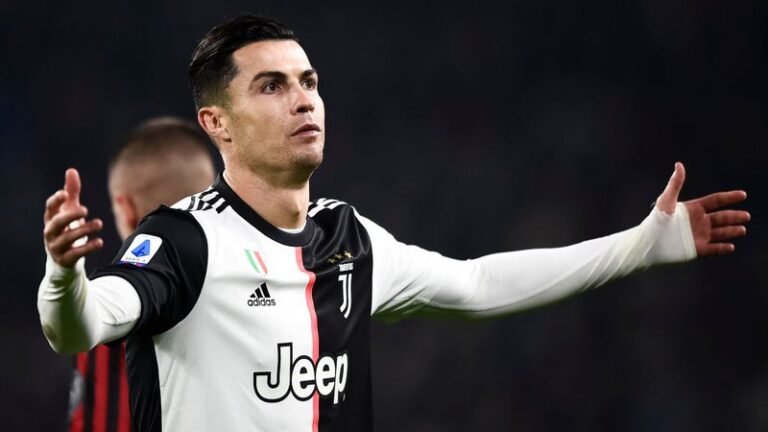 Cristiano Ronaldo tem exigências para permanecer na Juventus