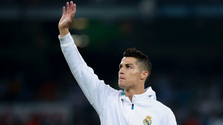 Real Madrid analisa cenários para contar com Cristiano Ronaldo