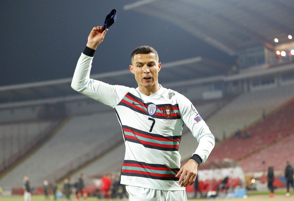 Ato de Cristiano Ronaldo pode mudar a vida de bebê sérvio