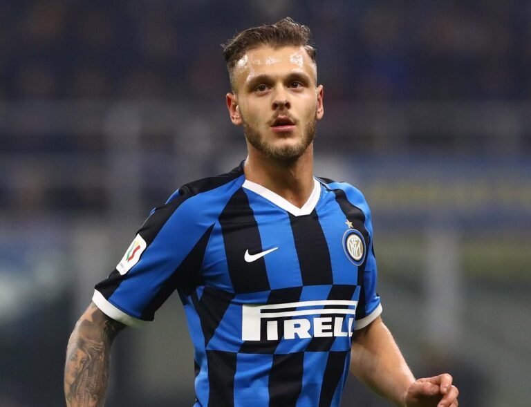 Napoli quer se reforçar as custas da Inter de Milão