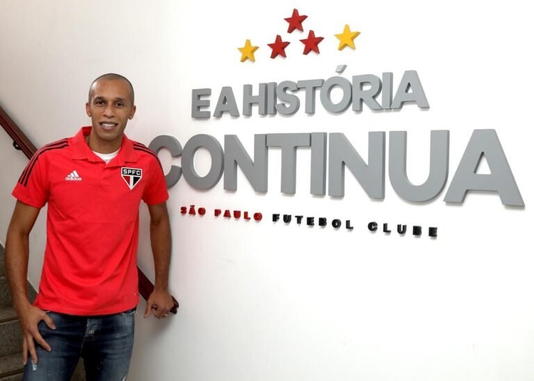 São Paulo anuncia a contratação do zagueiro Miranda