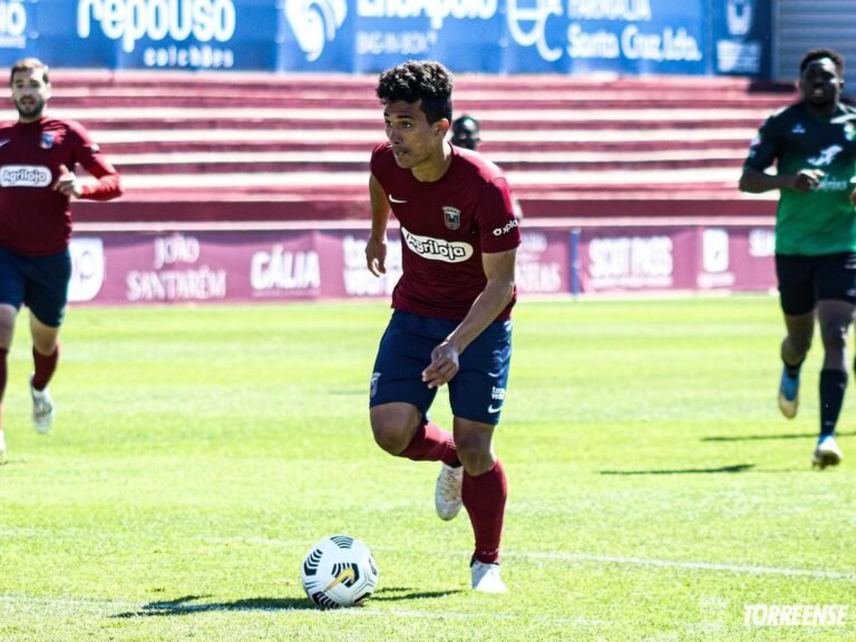Ex-Corinthians, Gustavo Tocantins busca segundo acesso em Portugal