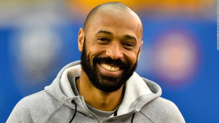 Thierry Henry dá declarações de amor ao Barcelona e Arsenal