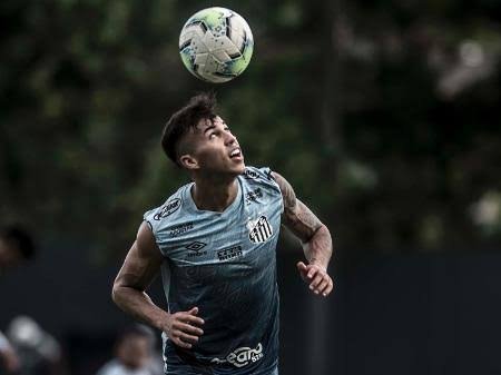 Kaio Jorge pode desfalcar Santos na Argentina