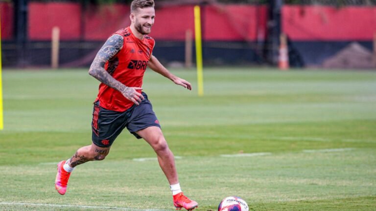 Léo Pereira é cobiçado por clubes de vários países