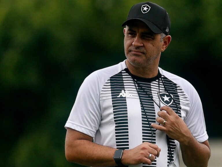 Escalação: Botafogo vai para o clássico contra o Vasco com estreia no time titular