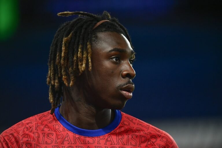 Moise Kean testa positivo para a Covid-19 e está fora dos próximos jogos do PSG