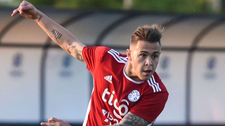 Clubes da Turquia preparam propostas ao Flamengo por Piris da Motta