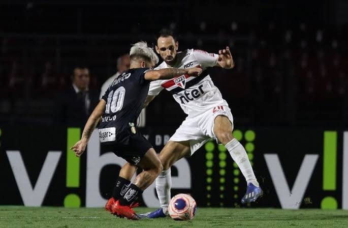 Provável escalação do São Paulo: 3-5-2 mantido, e Igor Gomes segue fora
