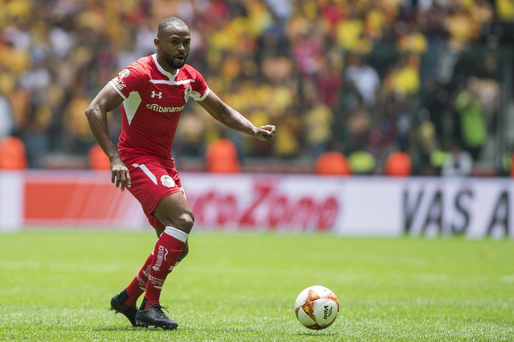 São Paulo contrata meio-campo WIillian, ex-Palmeiras