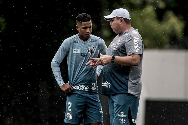 Sob desconfiança, Santos vai a campo com time ‘titular’ contra o Boca