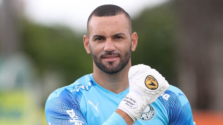 Weverton diz qual será o principal adversário contra o Defensa y Justicia