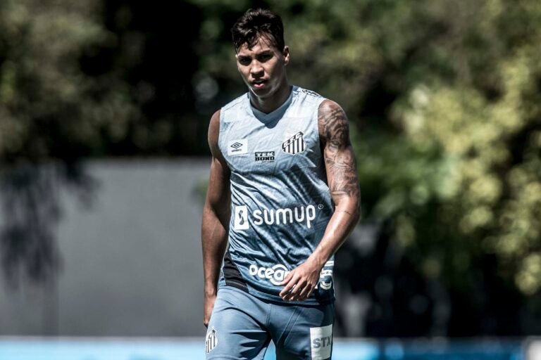 Acordo com empresário por dívida antiga pode viabilizar acerto com Kaio Jorge; entenda