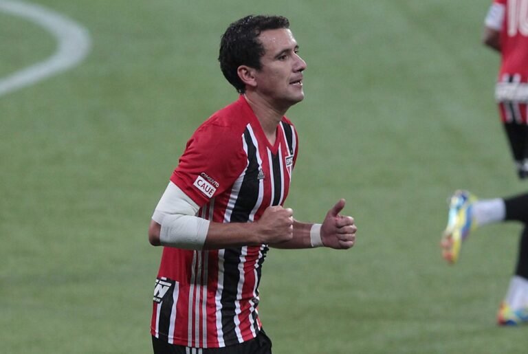 Pablo vira dúvida para jogo do São Paulo diante do Santo André