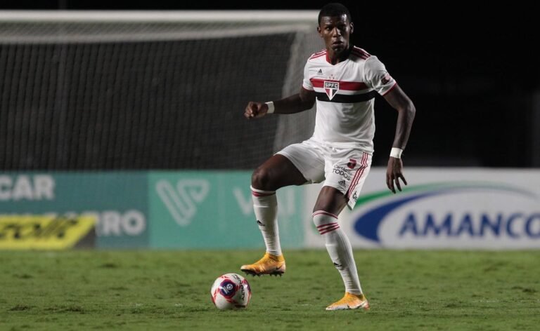 São Paulo tenta confirmar classificação para às quartas fora de casa