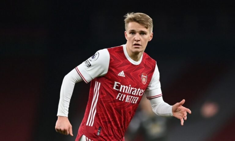 Real Madrid aceita vender Odegaard no meio do ano