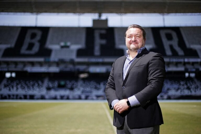 CEO do Botafogo divulga carta aberta e clube tem dia agitado em relação à S/A