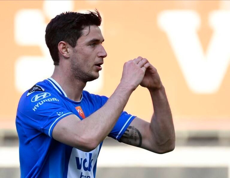 Sporting interessado em Yaremchuk