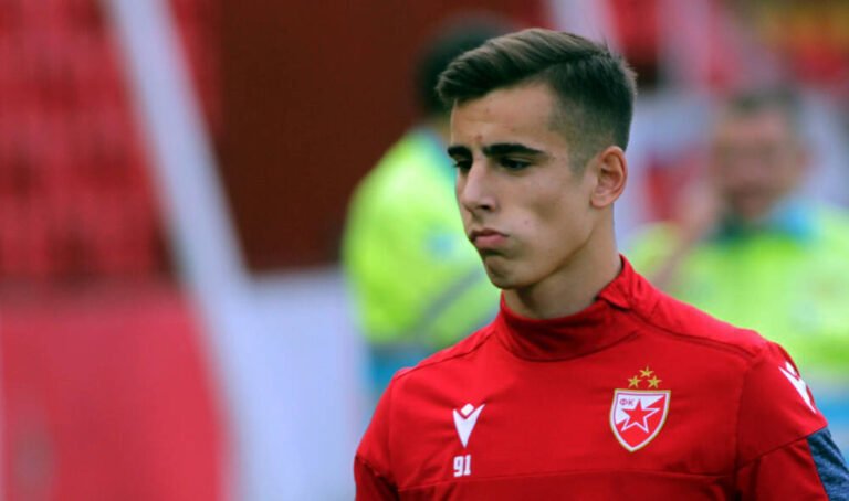 Barcelona interessado em joia do futebol sérvio