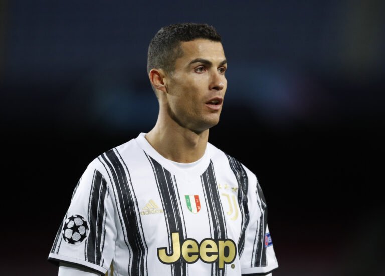 Juventus estuda trocar Cristiano Ronaldo por jogadores do PSG