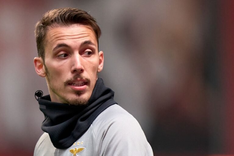 Grimaldo é prioridade no Manchester City