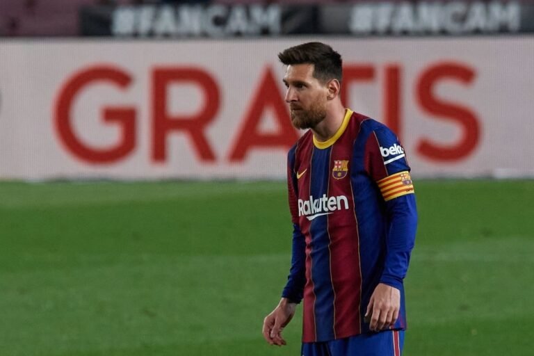 Um time de estrelas em final de contrato