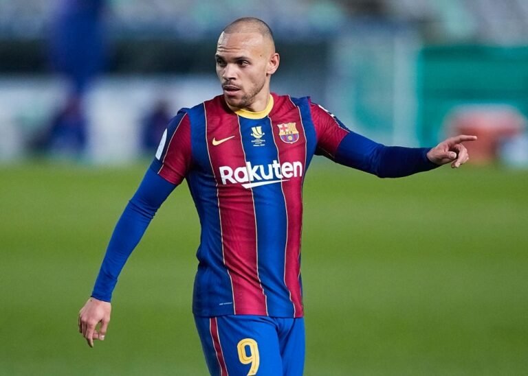 Braithwaite recorda infância na cadeira de rodas e revela que sentiu vergonha por “ser diferente”