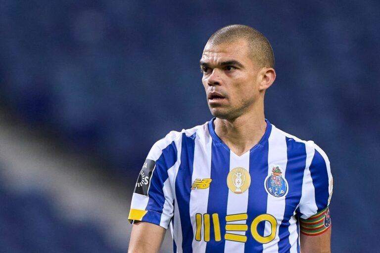 Sérgio Conceição tece enormes elogios a Pepe: ‘O FC Porto é isto, a mística é isto: é o Pepe’