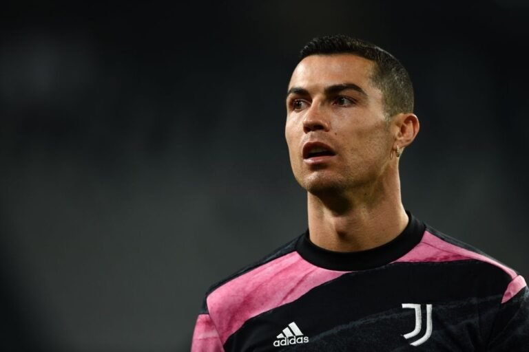 Regresso de Cristiano Ronaldo ao Manchester United é capa de jornal italiano