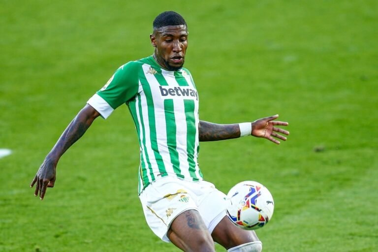 PSG quer contratar lateral brasileiro