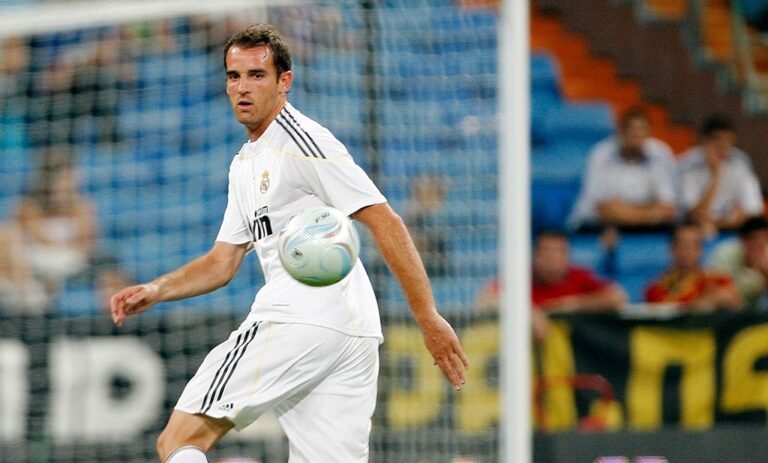Ex-jogador do Real Madrid condenado por divulgação de pornografia infantil