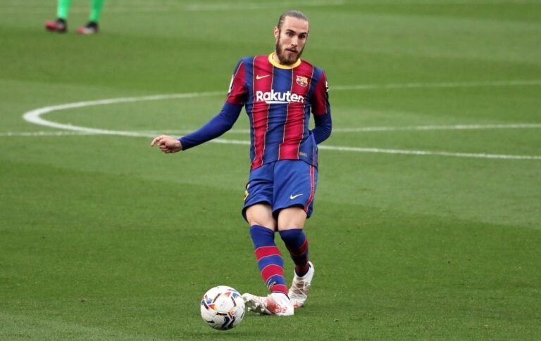 Oficial! Barcelona renova com promessa