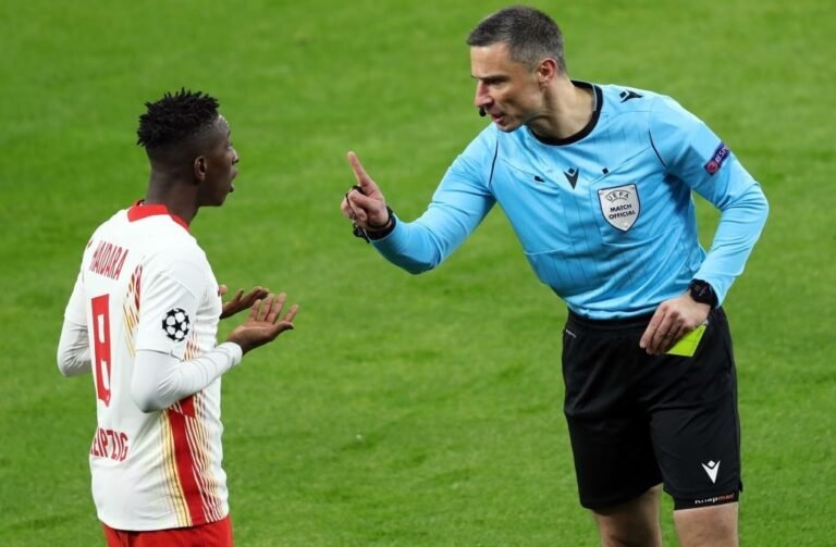 Árbitro de Porto x Chelsea detido por alegado envolvimento com uma rede de prostituição