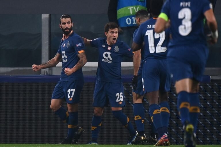 Procurando fazer história, FC Porto enfrenta Chelsea, em Sevilha
