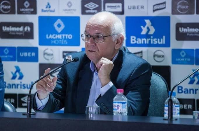 Romildo Bolzan deixará a presidência do Grêmio