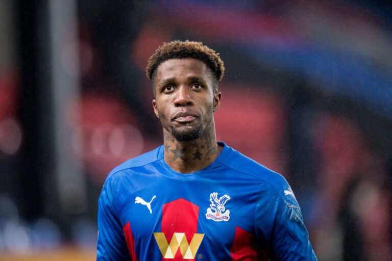 Arsenal e Tottenham disputam a contratação de Wilfried Zaha