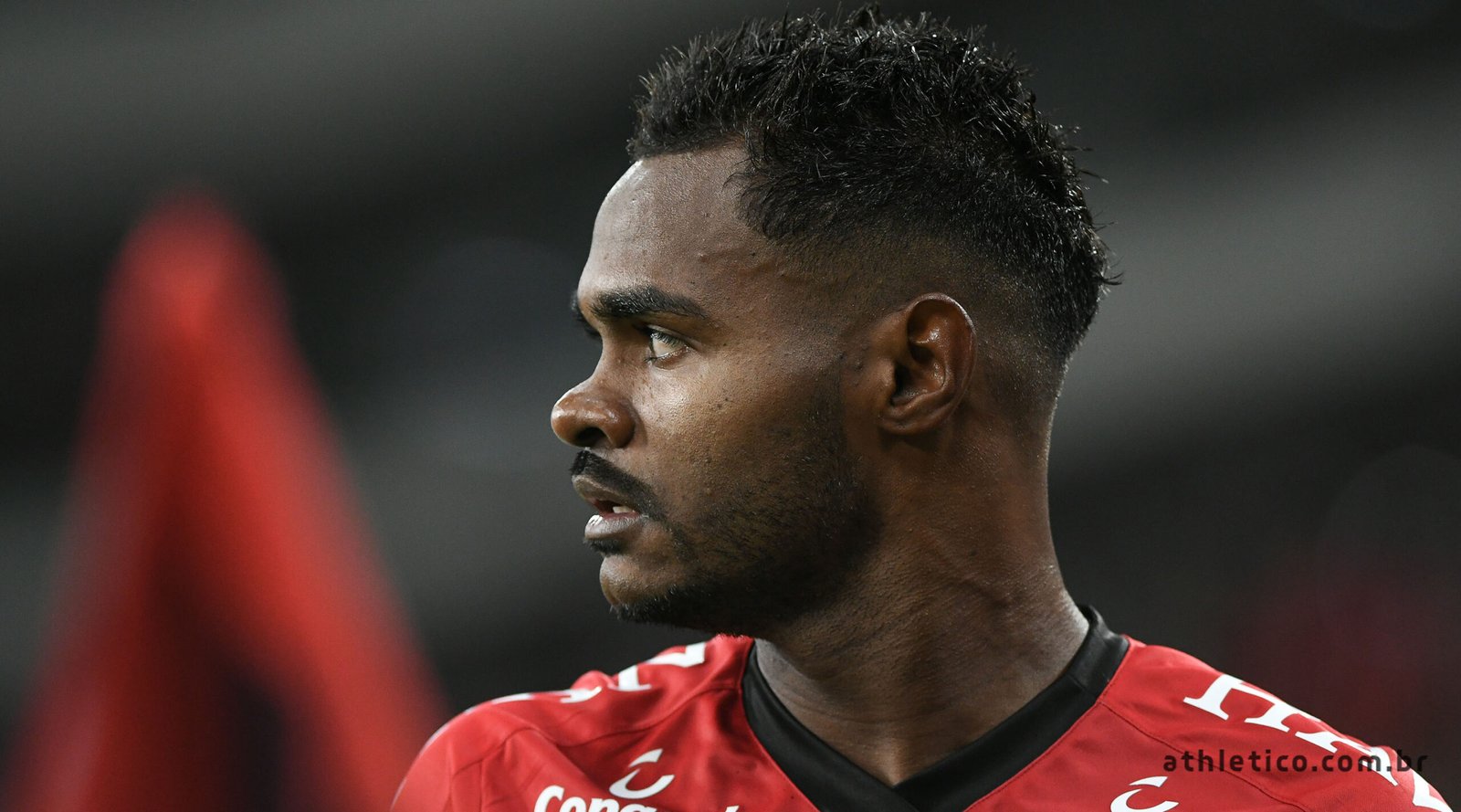 Athletico quer R$ 8 milhões para vender Nikão ao Grêmio