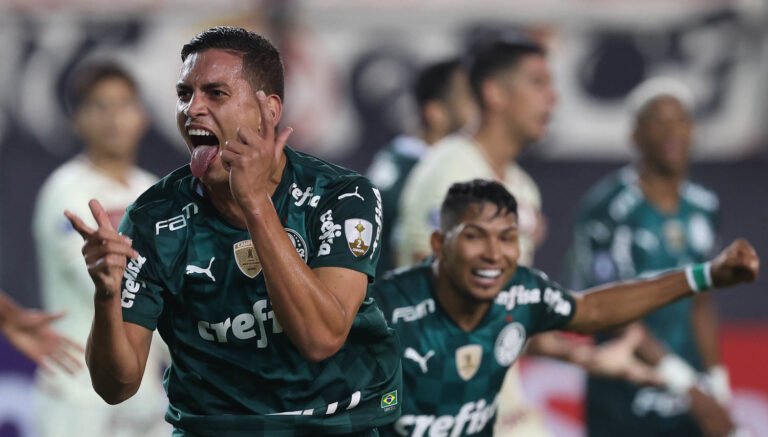 Palmeiras interrompe sequência ruim em última bola do jogo