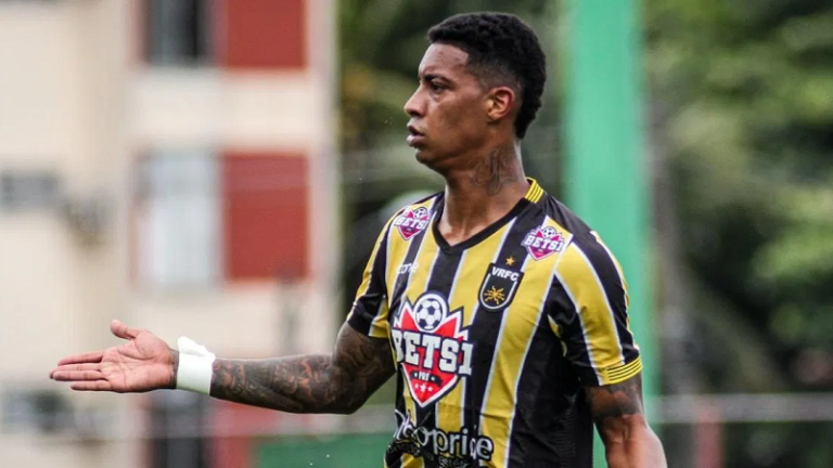 Corinthians e Grêmio demonstram interesse na contratação de artilheiro do Campeonato Carioca
